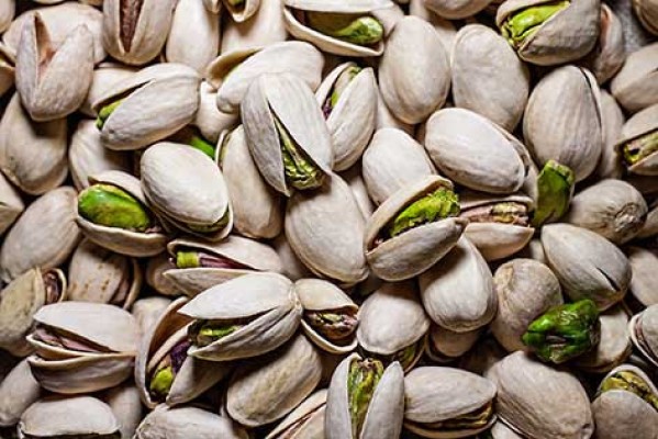 Diez nutrientes que hacen del pistacho el alimento para conservarse más joven
