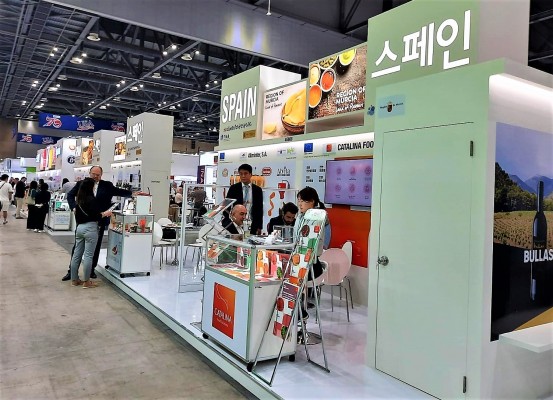 Nueve empresas de la Región venden sus productos en la feria de alimentación de Seúl