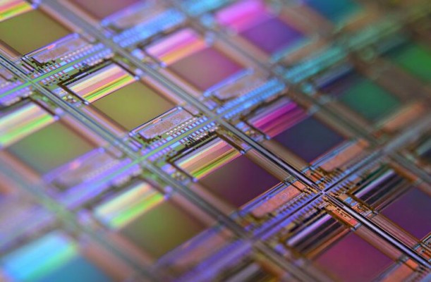 El sector de chips cae un 20% hasta marzo y la oferta comienza a superar la demanda