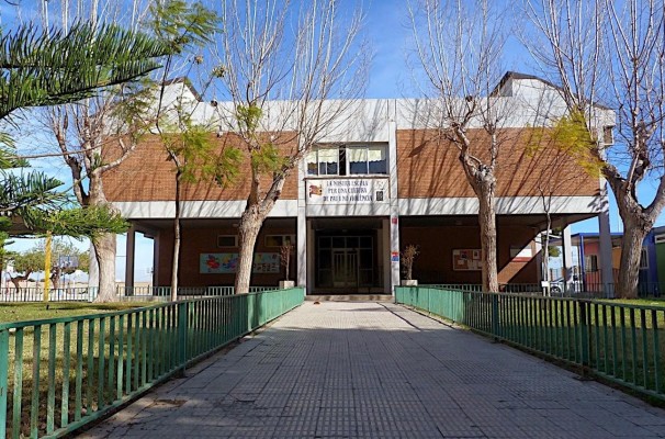 Vecinos de Alboraya inician una recogida de firmas para aumentar la oferta educativa pública