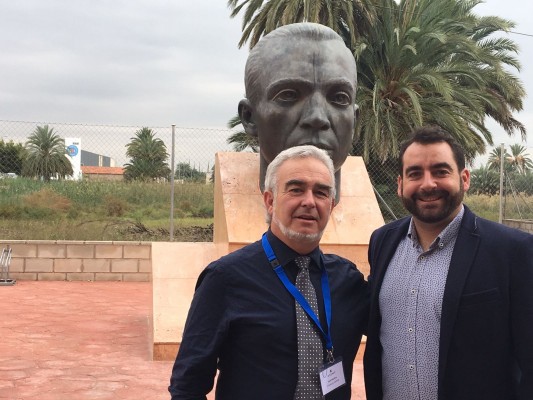 Instalar un punto de carga eléctrica, una oportunidad para atraer turistas 'verdes'