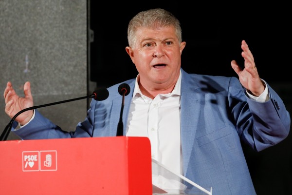 El PSOE de Vélez gana el voto emigrante de la Región, pero los escaños no cambian