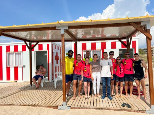  Canet adelanta 15 días la temporada de playa