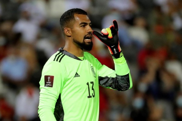 El portero cartagenero Robert Sánchez se cae de la lista de Luis de la Fuente