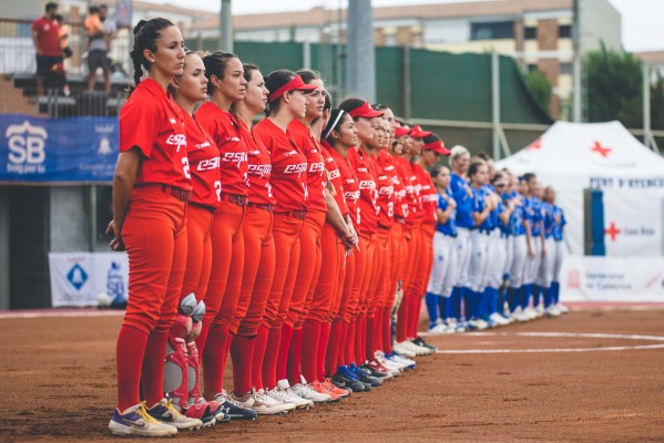 Cuatro valencianas, convocadas para disputar ‘su’ Copa Mundial de sófbol femenino en València
