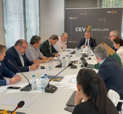La patronal castellonense pide a la Generalitat una solución al cierre de Marie Claire
