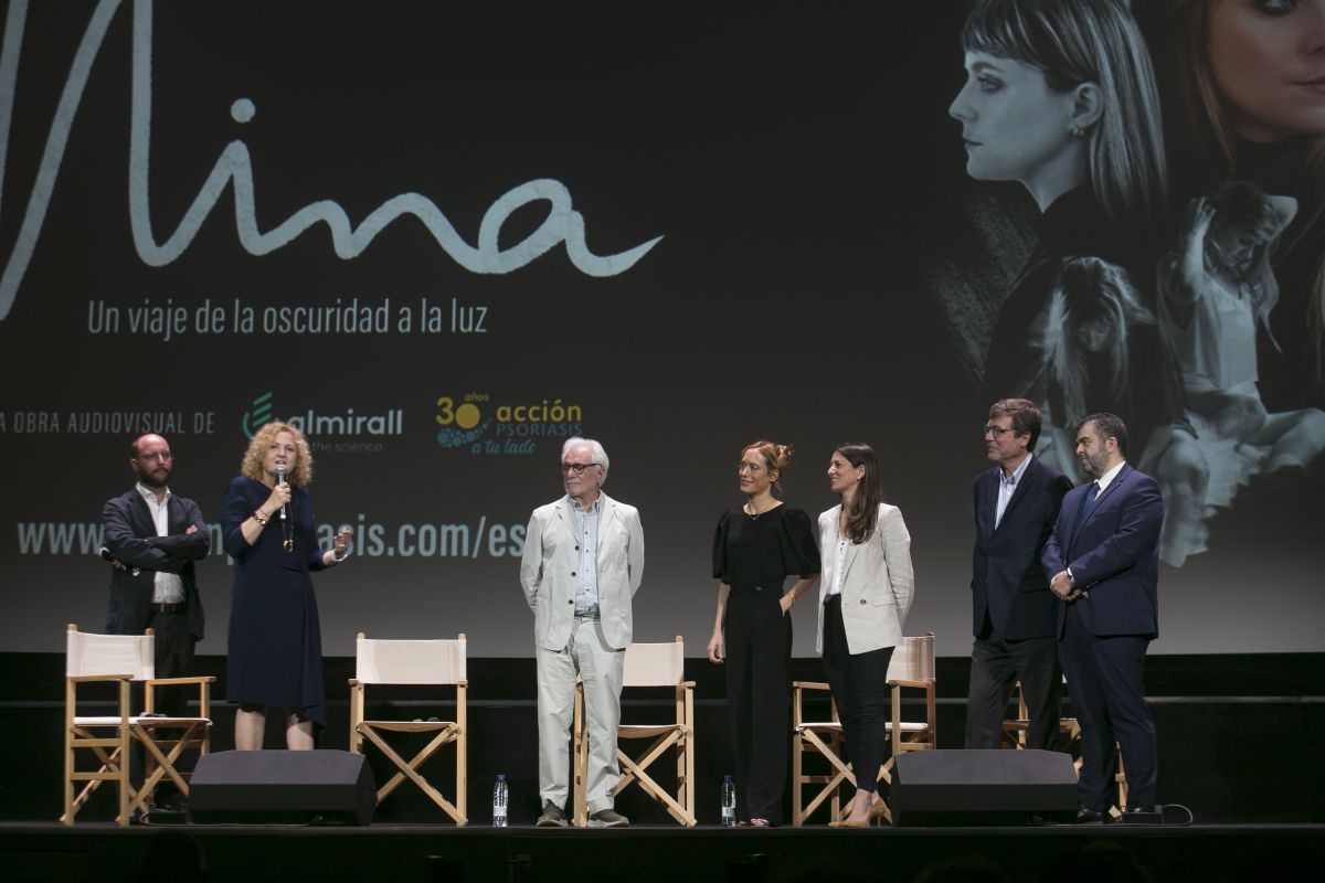 Almirall y Acción Psoriasis estrenan ‘Nina’, una obra audiovisual sobre el impacto de la psoriasis en la salud mental
