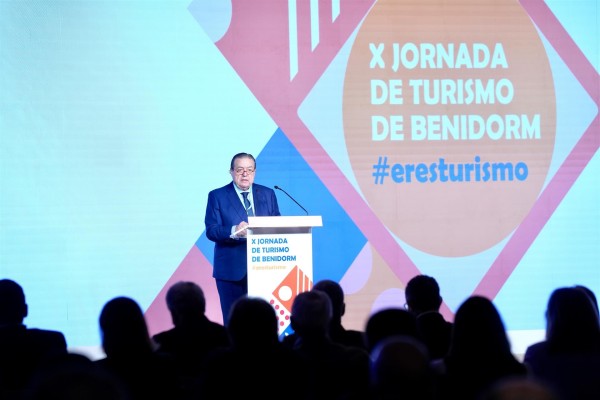 Boluda pide al nuevo gobierno coordinación con empresarios y retirar la tasa turística