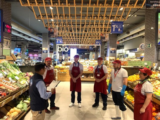 Carrefour supera las 1.800 contrataciones en la Comunitat Valenciana en la campaña de verano