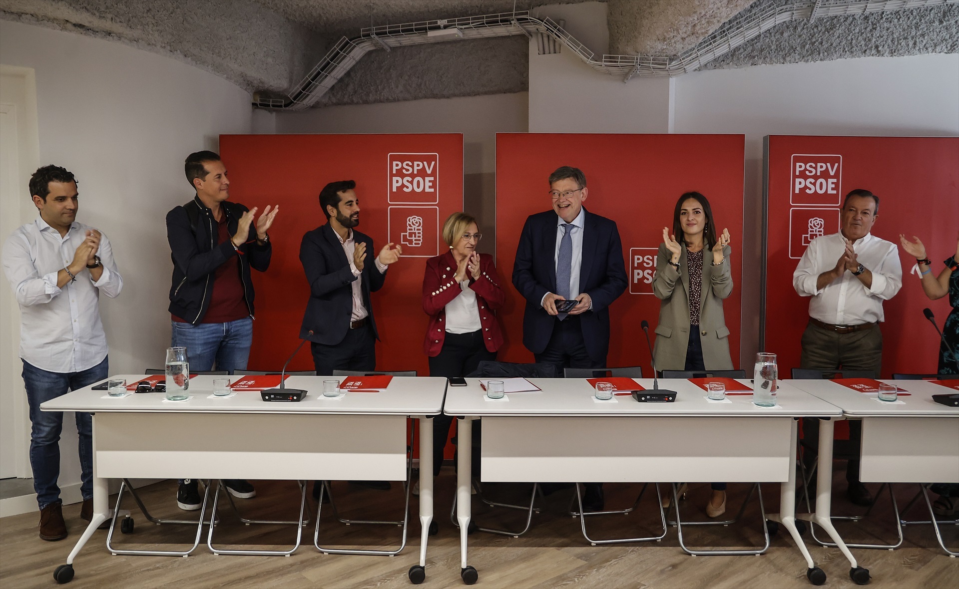 Puig, aplaudido por los miembros de la Ejecutiva Nacional este martes. Foto: EP/Rober Solsona - 