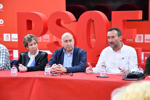 El PSOE de Elche evita tomar decisiones personales tras las elecciones y no despeja el futuro de González
