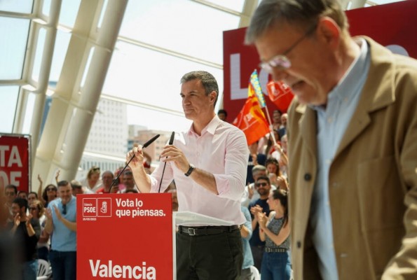 El adelanto de Sánchez enfría la guerra en el PSPV y descoloca a todos