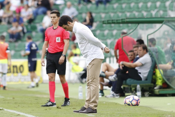 El Elche encadena cuatro jornadas sin ganar ante su público