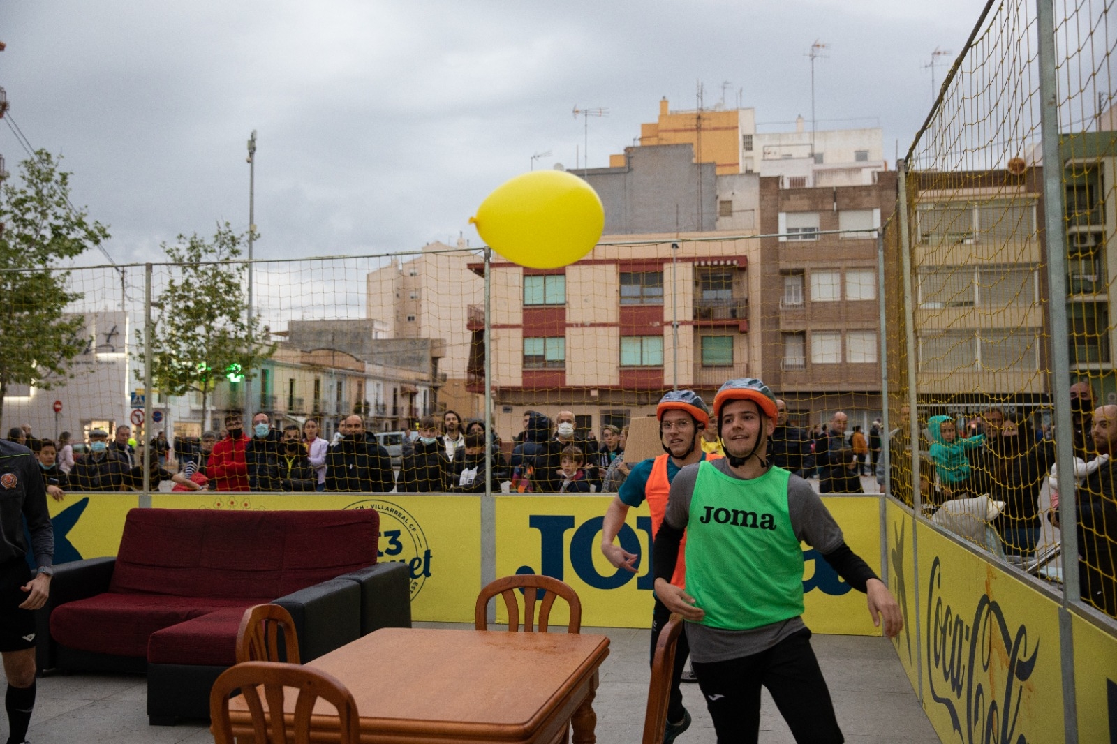 Un campeonato solidario de globos contribuye a la investigación de enfermedades raras y VIH