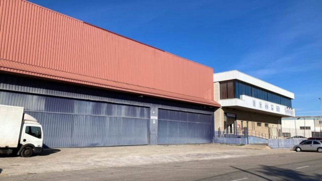 Grupo Logístico Berrio reagrupa sus almacenes en una nave de 6.700 m2 en Massanassa
