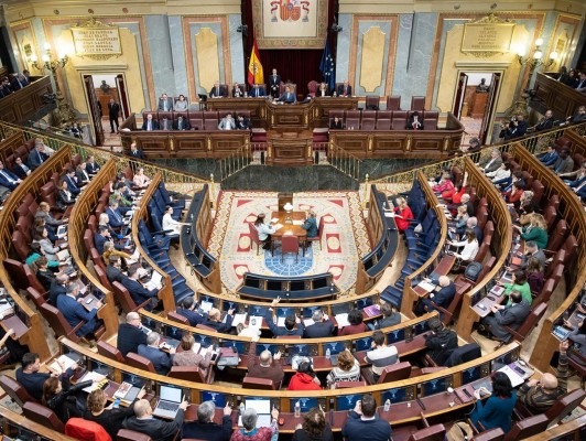 Familias, Servicios Sociales, Trata y Proxenetismo: leyes que no serán tramitadas tras la convocatoria electoral