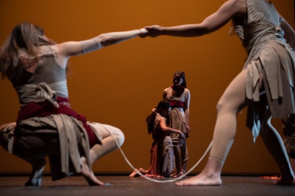 Música, danza, cuentos y teatro para reflexionar sobre el mundo femenino en el Centro Párraga