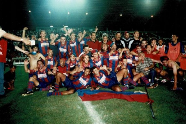 El Levante jugó su última promoción en 1999 y subió a Segunda
