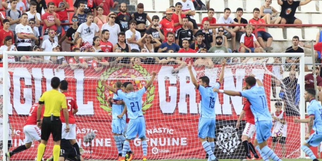 El Levante UD conquista Anduva y sigue con paso firme hacia Primera