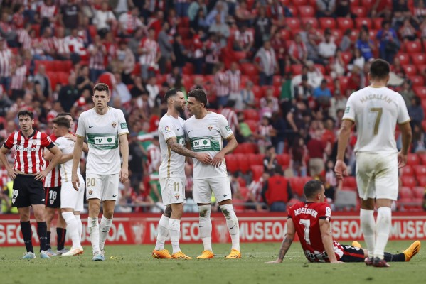 Boyé castiga el desacierto del Athletic