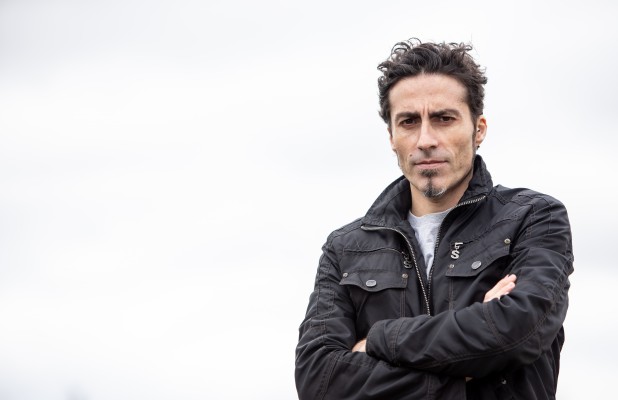 ‘Mía’, una ficción incómoda de Miguel Dueñas sobre el maltrato generalizado