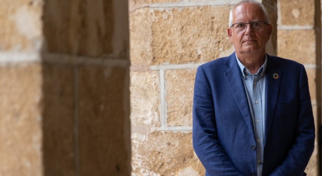 Vicent Grimalt (PSPV) seguirá como alcalde de Dénia, pese a perder la mayoría absoluta 