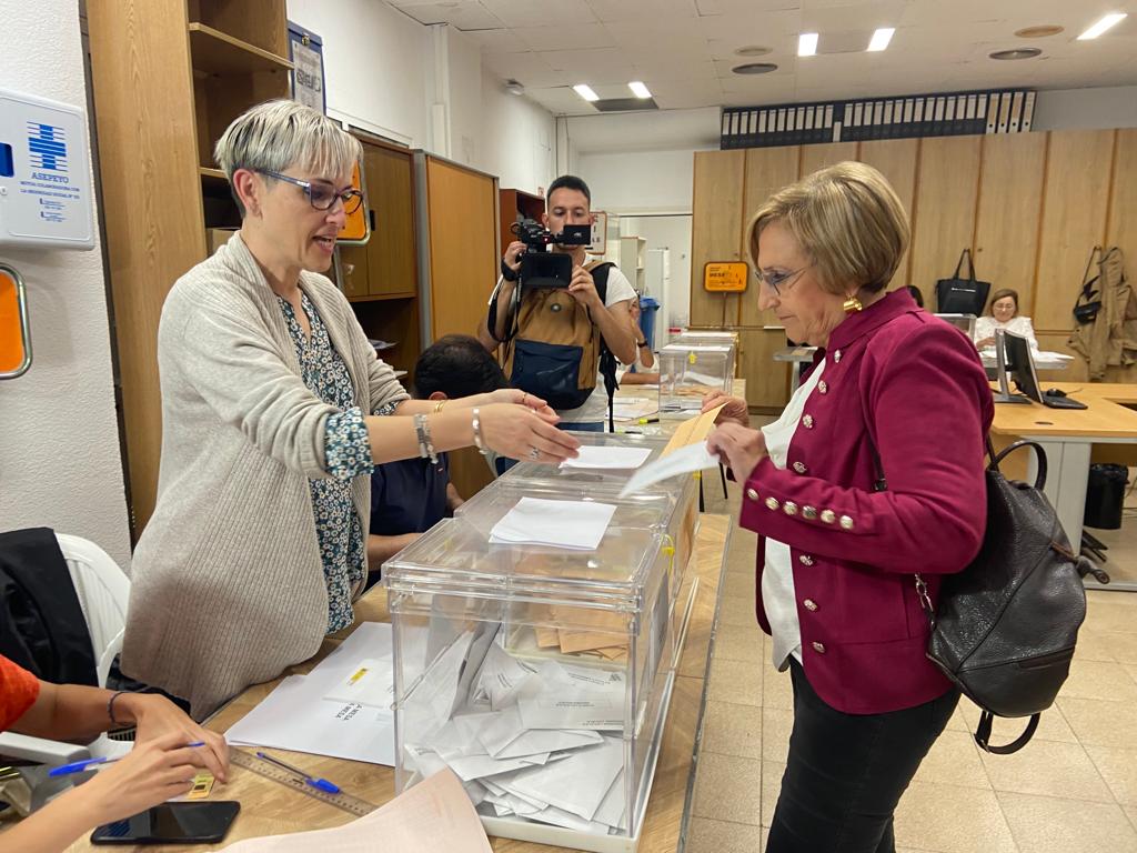 Barceló (PSPV) anima a votar porque 