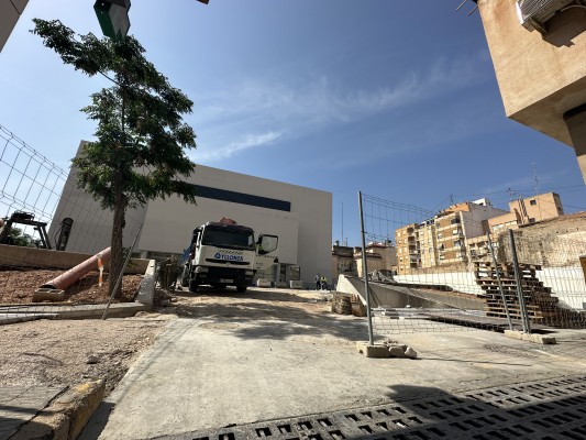 Avanzan a buen ritmo las obras de la plaza Chapí de Crevillent