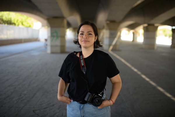 Poppy, la fotógrafa cubana que pide pista en València