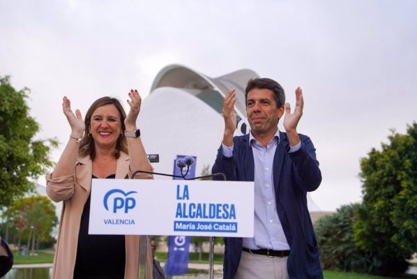 Mazón llama a 