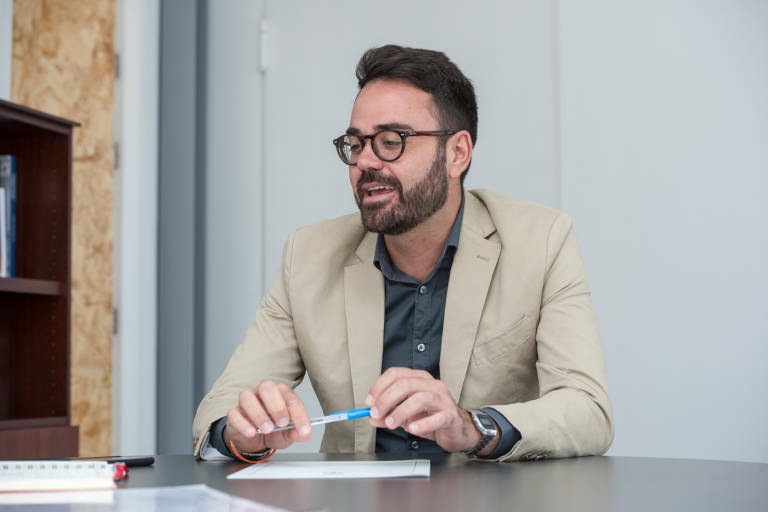 El candidato de Cs a la Alcaldía de Alicante, Adrián Santos Pérez.  - 