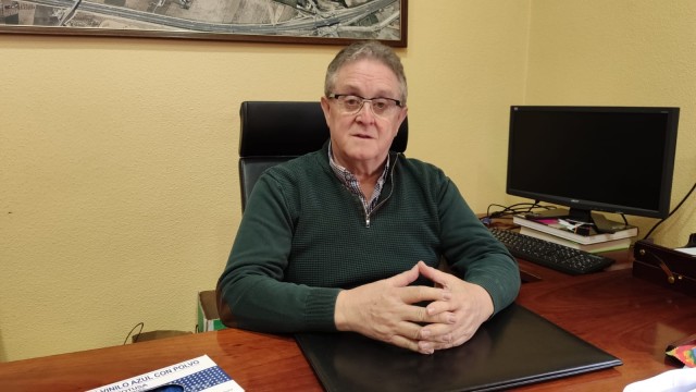 El alcalde de Castalla aclara que es el Ayuntamiento quien tiene deudas con la SGAE, no la Agrupación de Comparsas