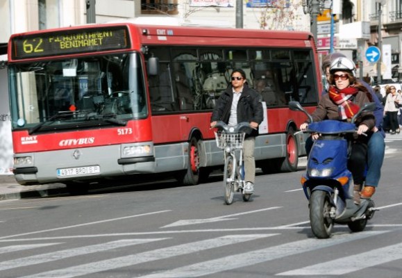 La EMT aumenta su presupuesto en 1,3 millones y renovará su flota con 37 nuevos vehículos