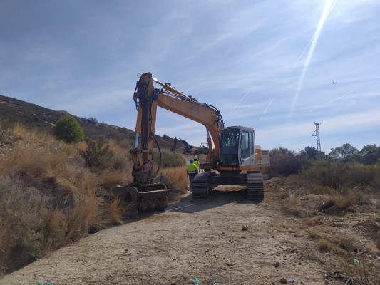 Transición Ecológica inicia los trabajos de sellado del vertedero del Puntal del Búho de Elche