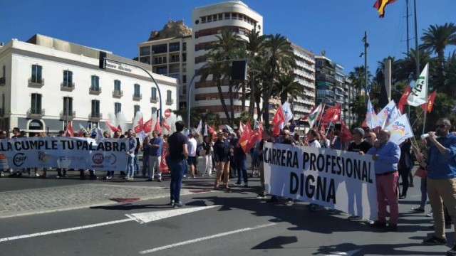 Los sindicatos llaman a los funcionarios de Alicante a sumarse al paro por la carrera profesional 