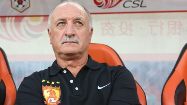 Scolari renueva con el Guangzhou Evergrande chino tras ganar la liga