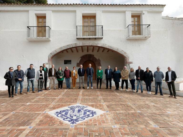 
Som Castelló se compromete con la reapertura del asilo para mayores de la calle Gobernador 
