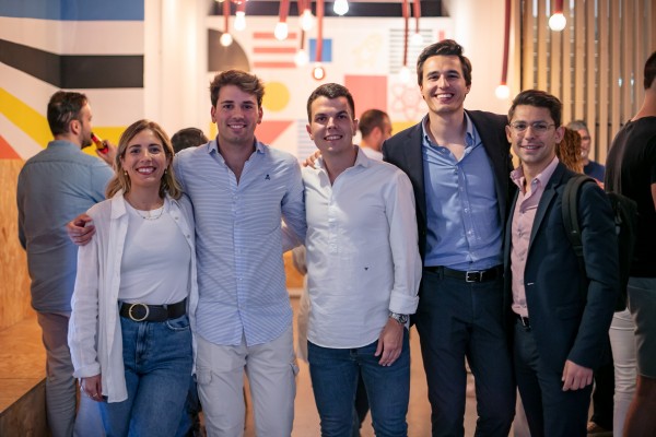 Ulab y la plataforma Muppy se unen para la interacción entre nómadas digitales en Alicante