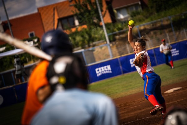 València se prepara para acoger la Copa Mundial de sófbol femenino