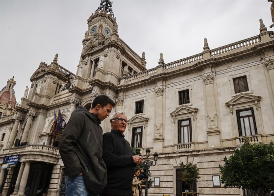Errejón anima a apoyar a Ribó: 