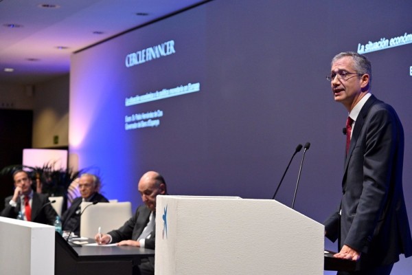 Hernández de Cos (Banco de España) prevé una reducción gradual de la inflación subyacente