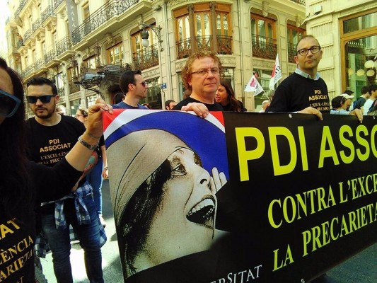 El profesorado asociado convoca una huelga indefinida ante la aprobación de la LOSU