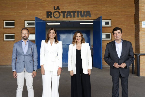 Catalá (PP) y Gómez (PSPV) contraponen programas en un debate 'low battery' sin Ribó
