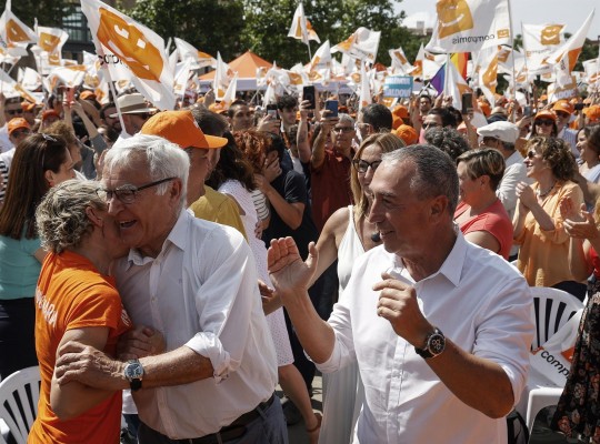 Compromís mejoraría sus resultados en las municipales en dos décimas respecto a 2019, según el CIS
