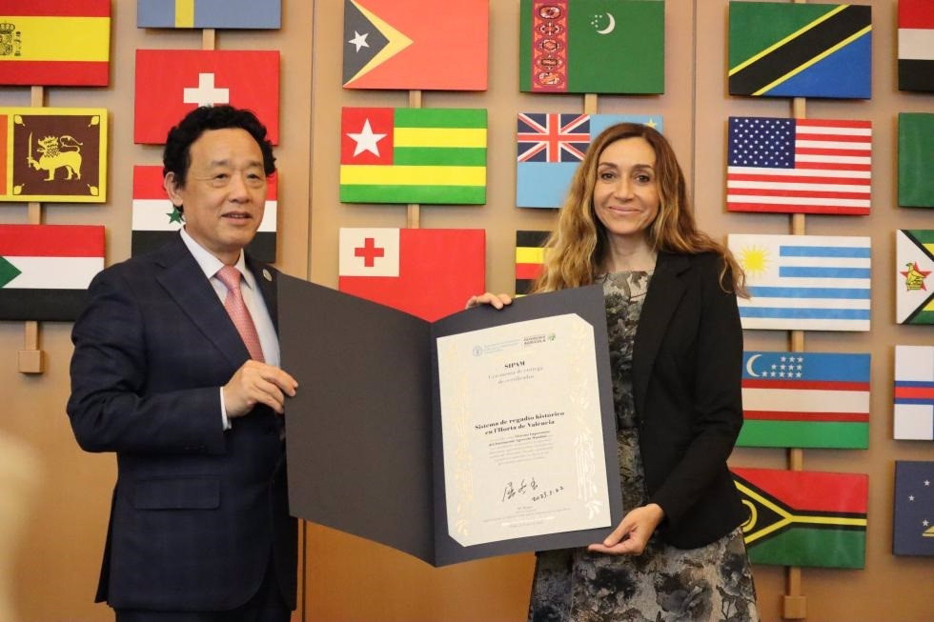 Entrega del reconocimiento -Foto: GVA - 