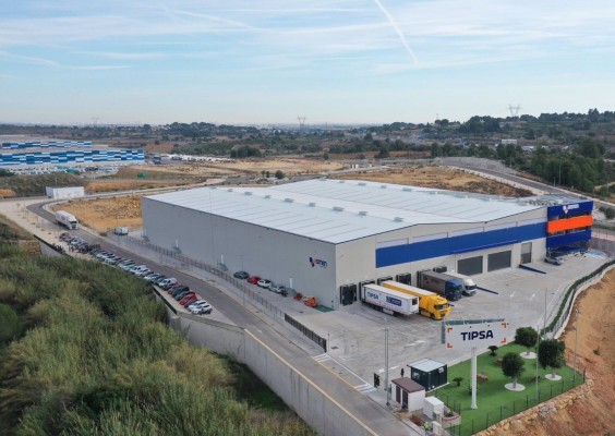 Tipsa ubica en Cheste un nuevo 'hub' de 15.000 m2 que podrá procesar hasta 3.000 bultos hora