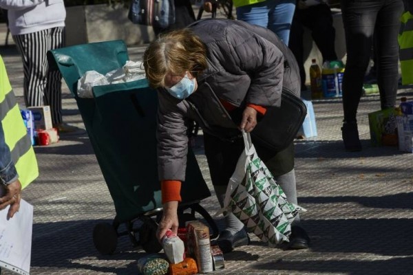 La Comunitat Valenciana es la que más ha reducido la tasa de pobreza y exclusión en 2022
