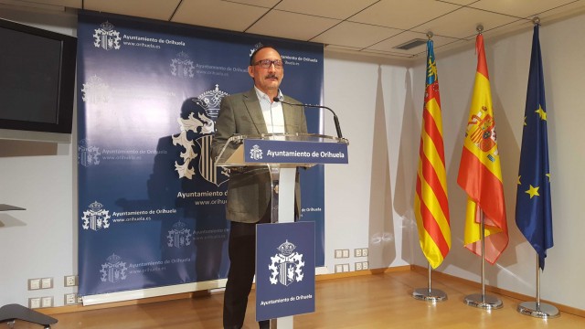 Orihuela adjudica a Ros Castejón la asesoría jurídica por 70.000 euros