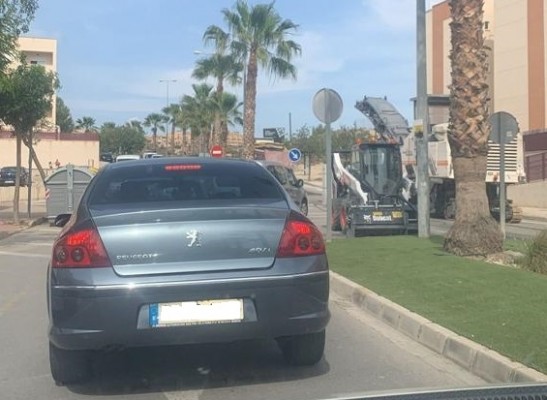 El dedo y la luna en las urbanizaciones de Molina