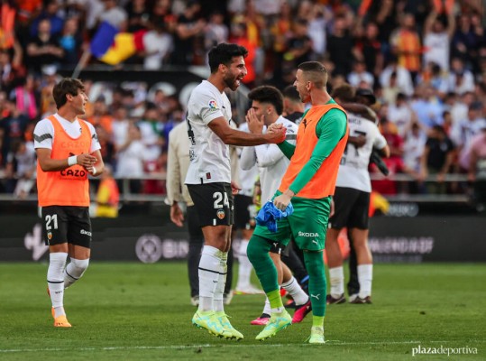 Cömert y Yunus no estarán en Mallorca por sanción